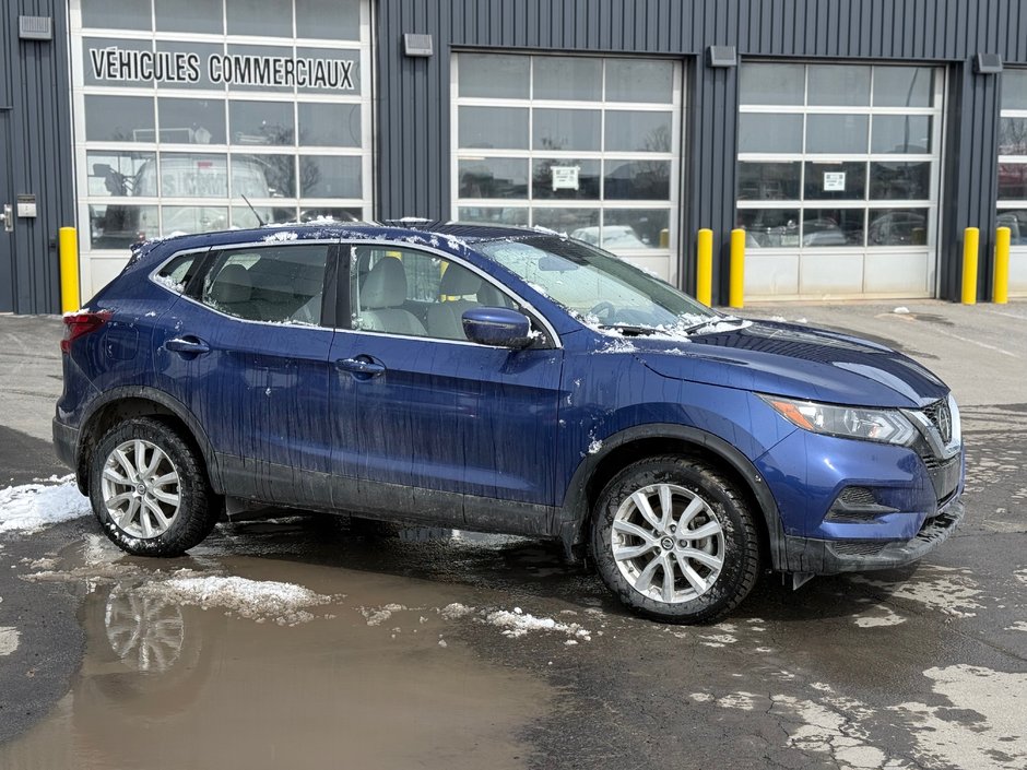 2022 Nissan Qashqai S-3