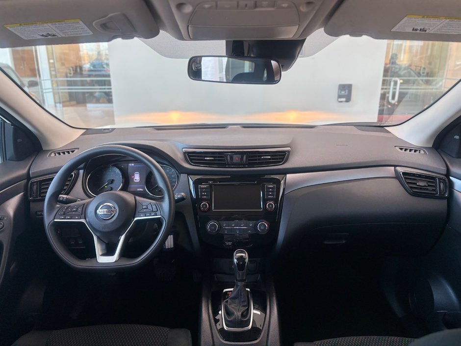 Nissan Qashqai S TA 2023-14