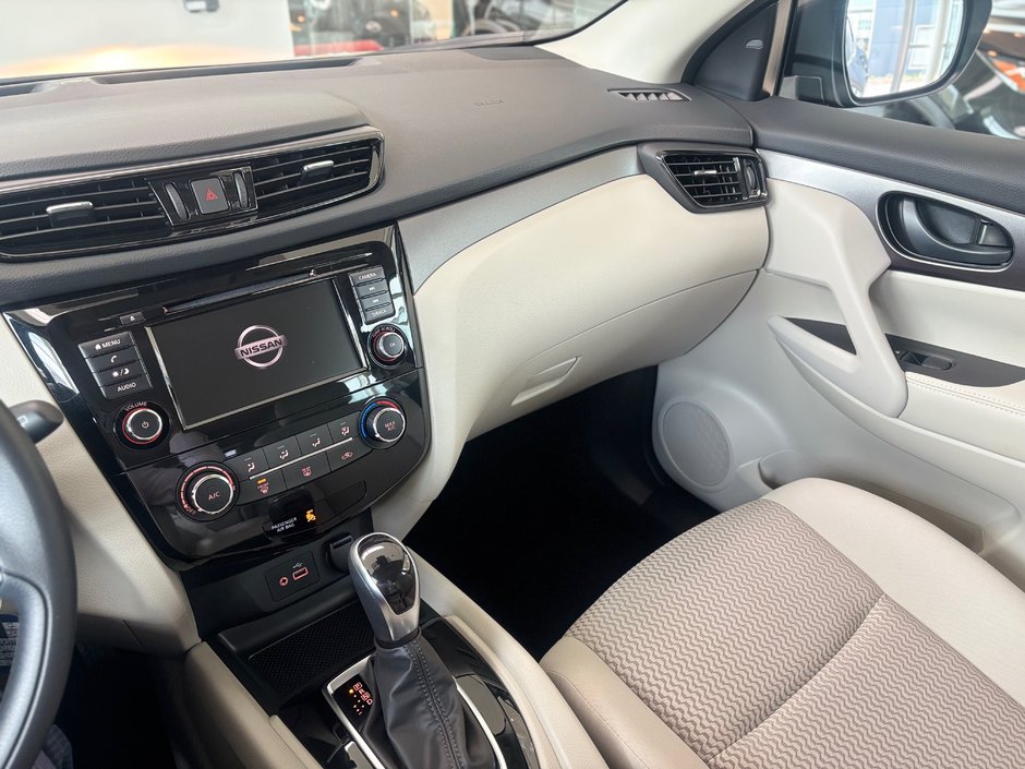 2023 Nissan Qashqai S AWD-12