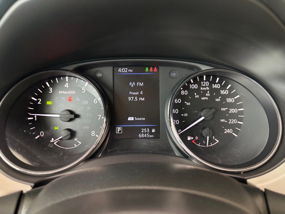 2023 Nissan Qashqai SV AWD-21