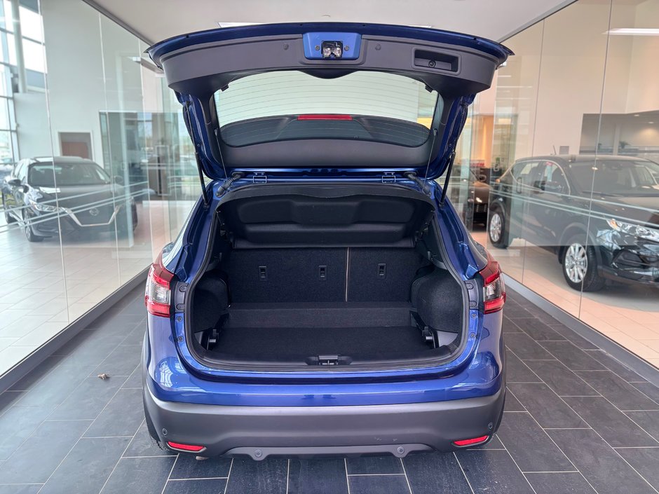 2023 Nissan Qashqai SV AWD-9