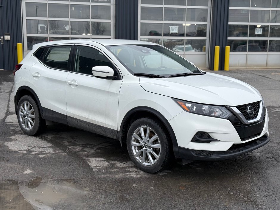 2023 Nissan Qashqai S-3