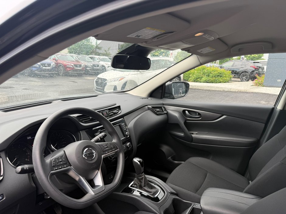 2023 Nissan Qashqai S-8