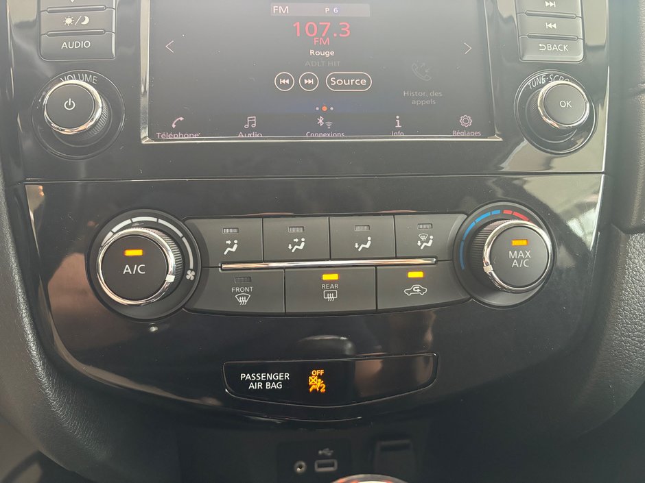 2018 Nissan Rogue SV AWD-20