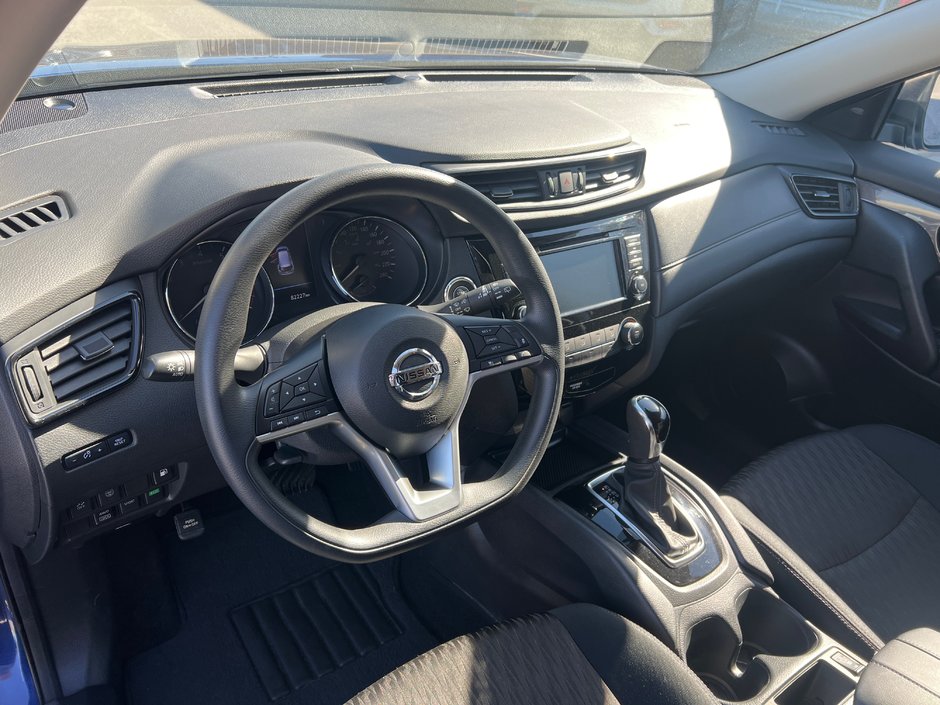 2019 Nissan Rogue SV AWD-8