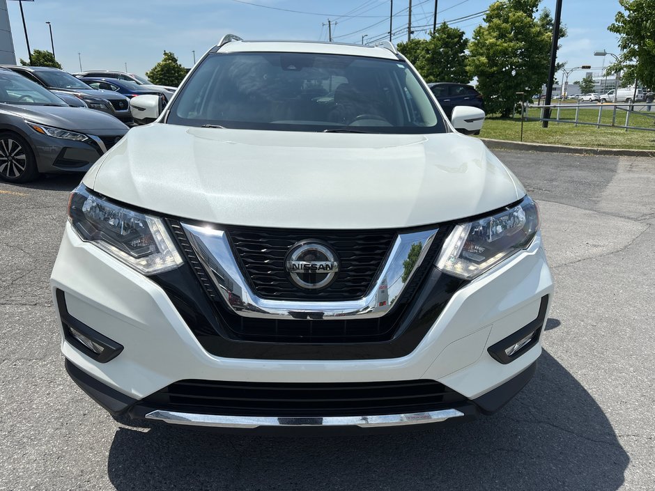 2020 Nissan Rogue SV PRIVILEGE AWD-8