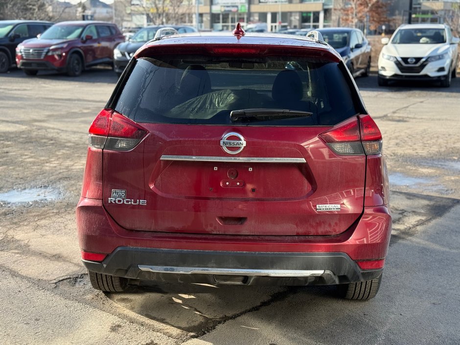 Nissan Rogue S 2020-6