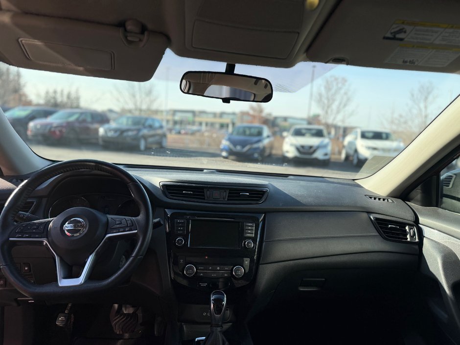 Nissan Rogue S 2020-10