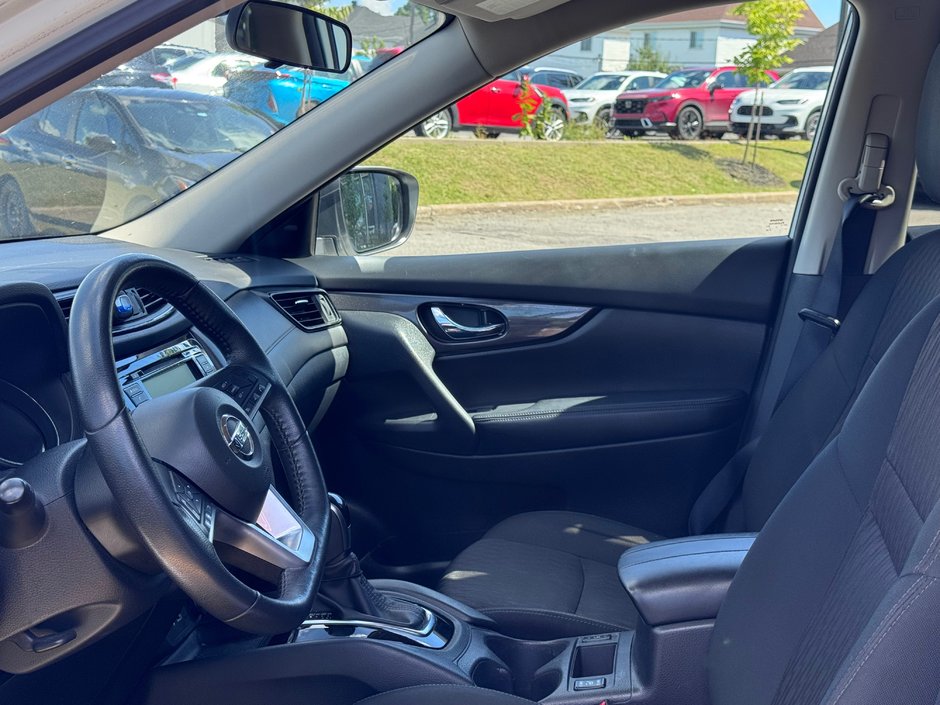 2020 Nissan Rogue S AWD-8