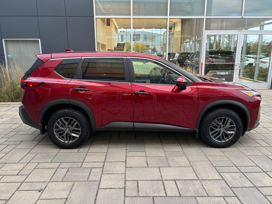 2021 Nissan Rogue S-4