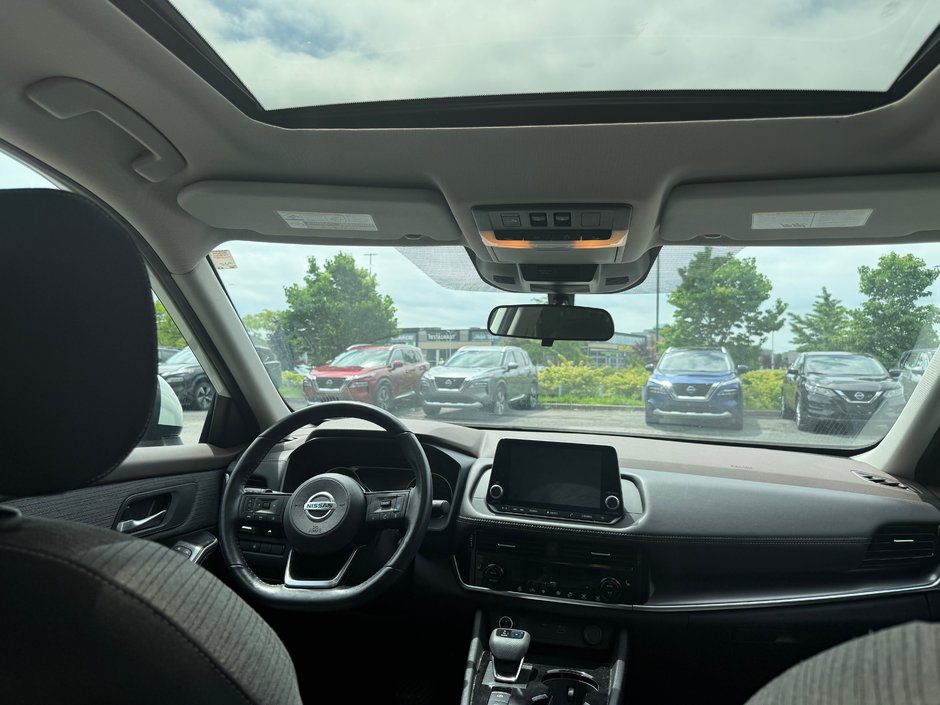 2021 Nissan Rogue SV-10
