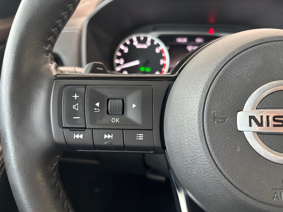 2021 Nissan Rogue SV AWD-23