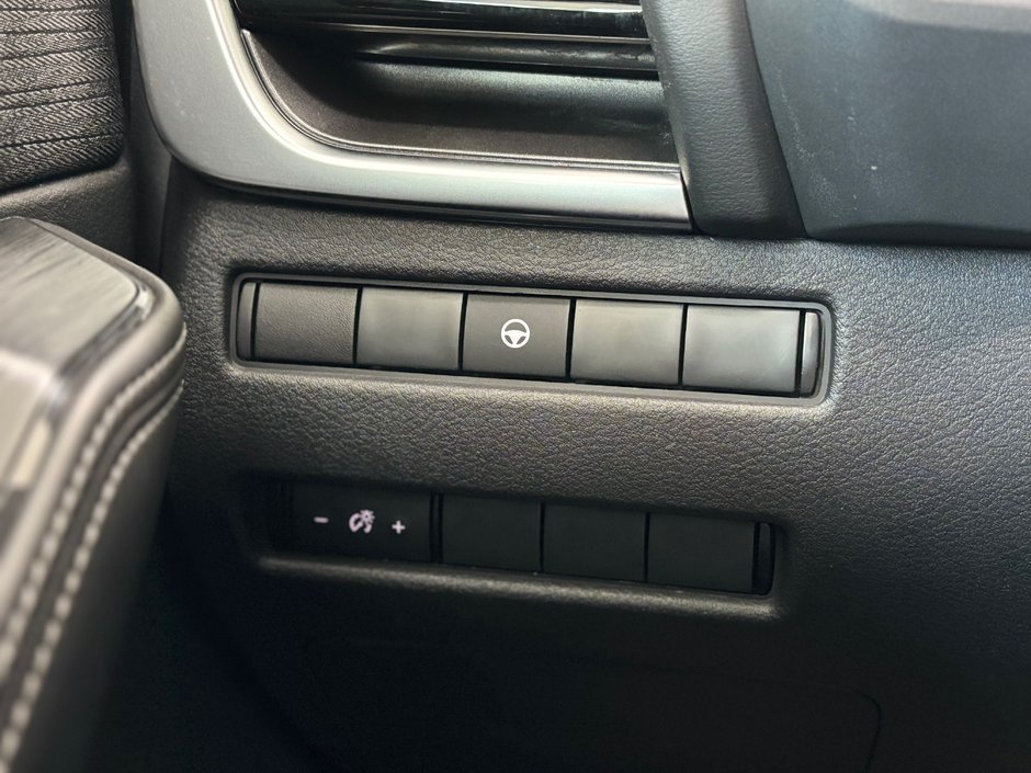 2021 Nissan Rogue SV AWD-22