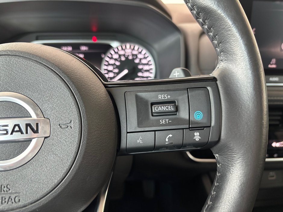 2021 Nissan Rogue SV AWD-24