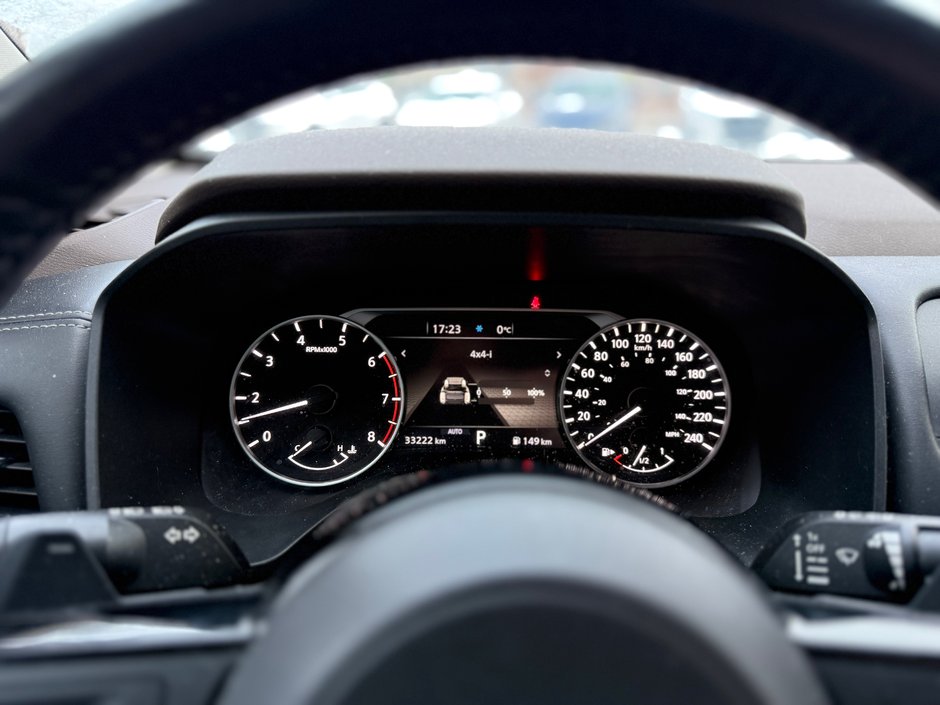 2021 Nissan Rogue SV PRIVILEGE-11