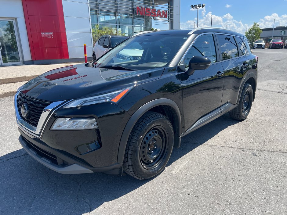 2022 Nissan Rogue SV AWD-0