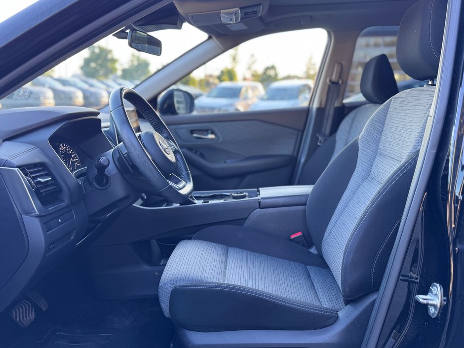 2022 Nissan Rogue SV AWD-7