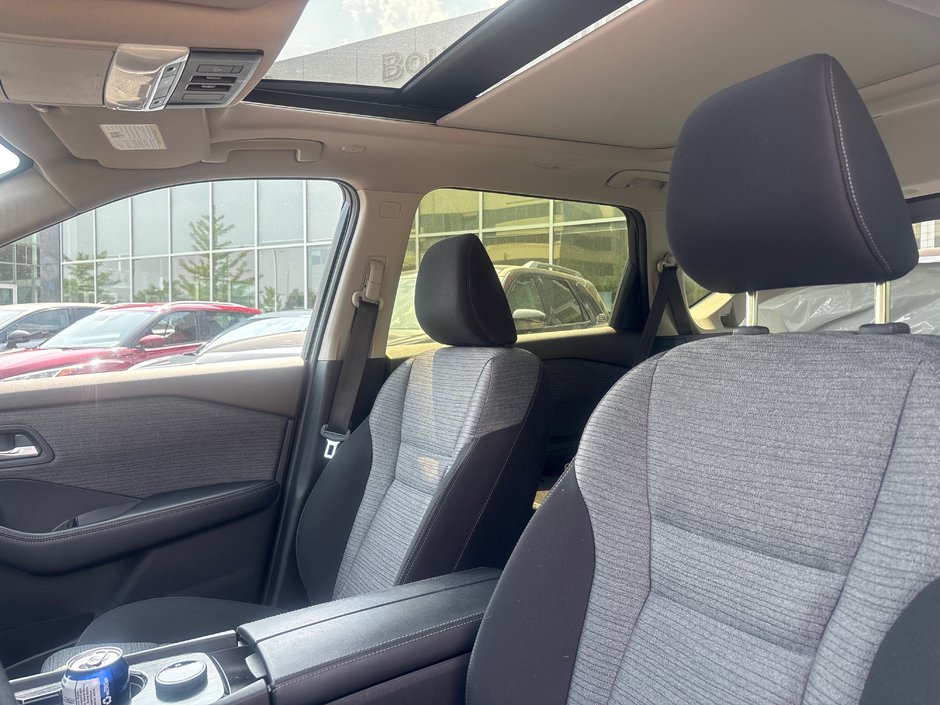 2023 Nissan Rogue SV AWD-2