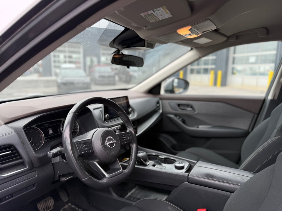 2023 Nissan Rogue S AWD-9