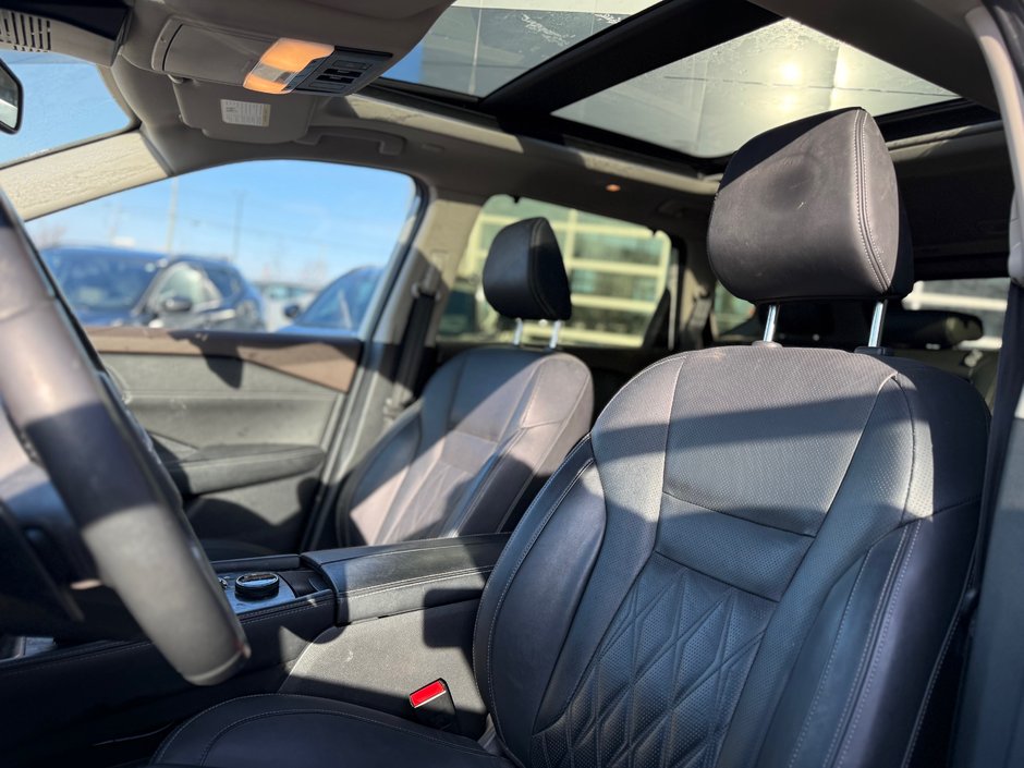 2023 Nissan Rogue Platinum AWD-10