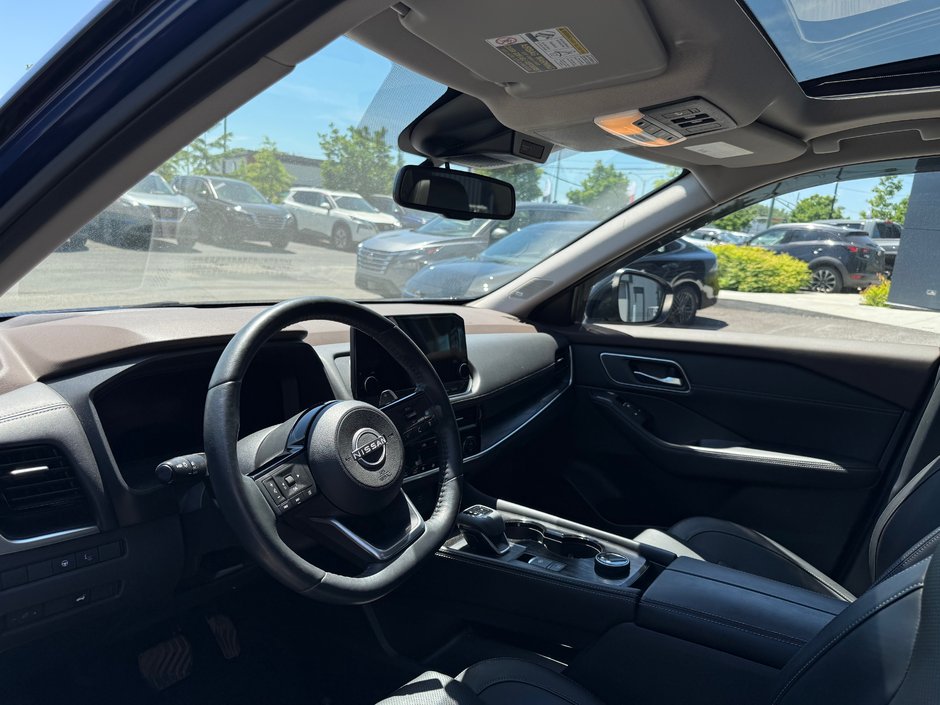 Nissan Rogue PLATINUM AWD 2023-8