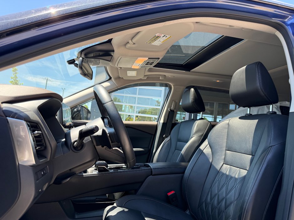 Nissan Rogue PLATINUM AWD 2023-9