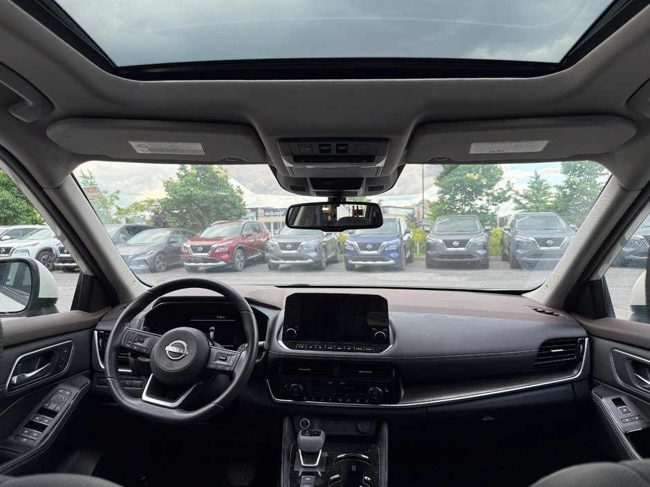 Nissan Rogue PLATINUM AWD 2023-10