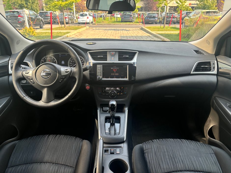 Nissan Sentra SV AUTOMATIQUE 2019-12