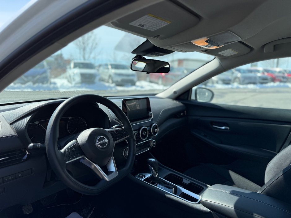 Nissan Sentra SV 2024-7