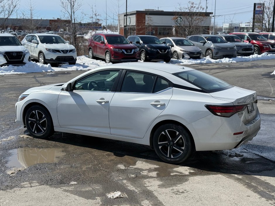 Nissan Sentra SV 2024-5