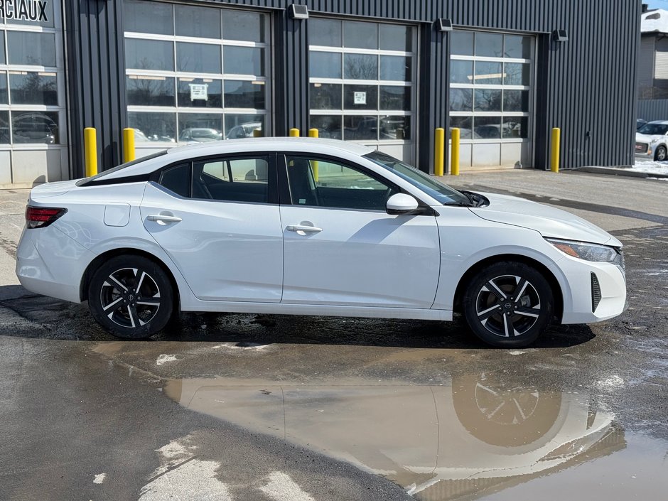 Nissan Sentra SV 2024-4