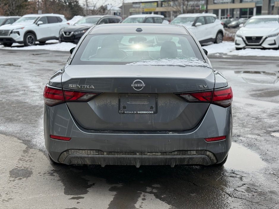 Nissan Sentra SV 2024-5
