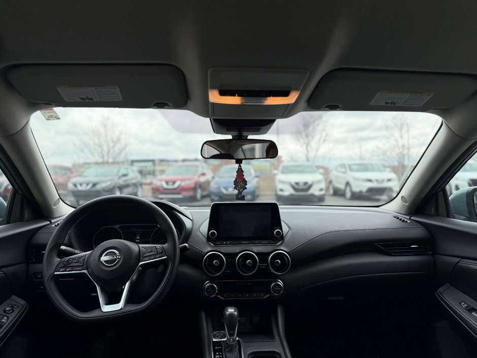 Nissan Sentra SV 2024-10