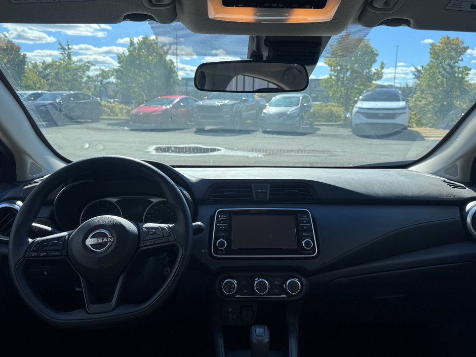 Nissan Versa S 2025-8