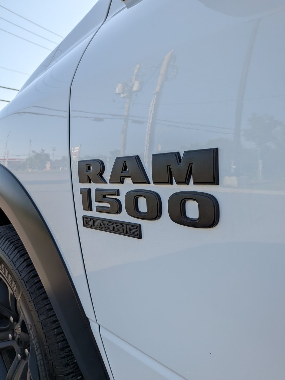 2021 Ram 1500 Classic Warlock-8