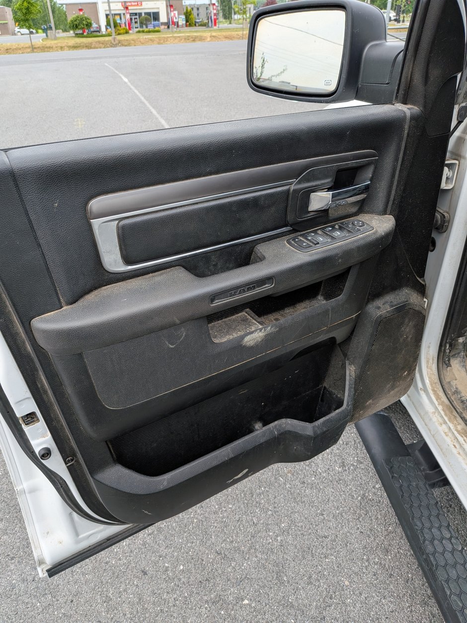 Ram 1500 Classic Warlock 2022-8