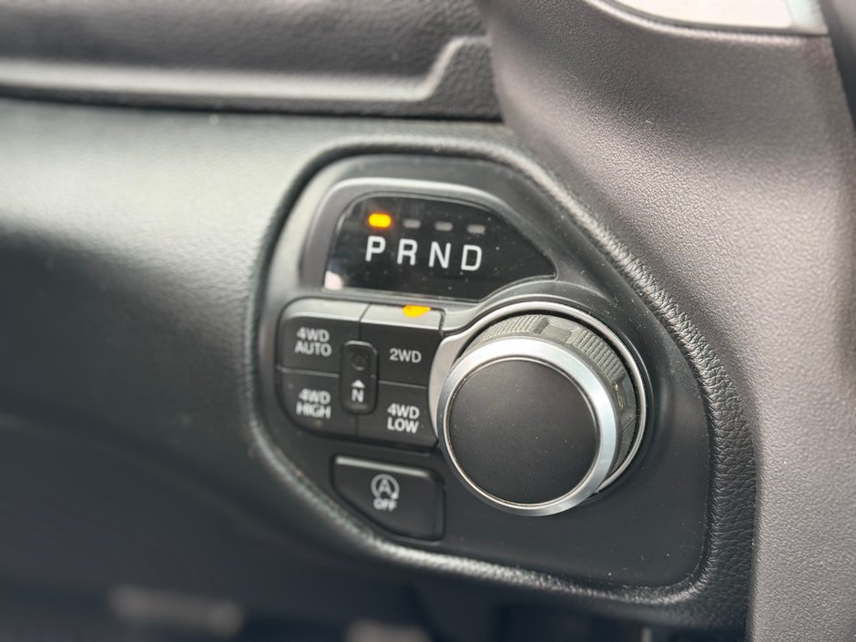 2021 Ram 1500 BIG HORN // RAM // 1500-16