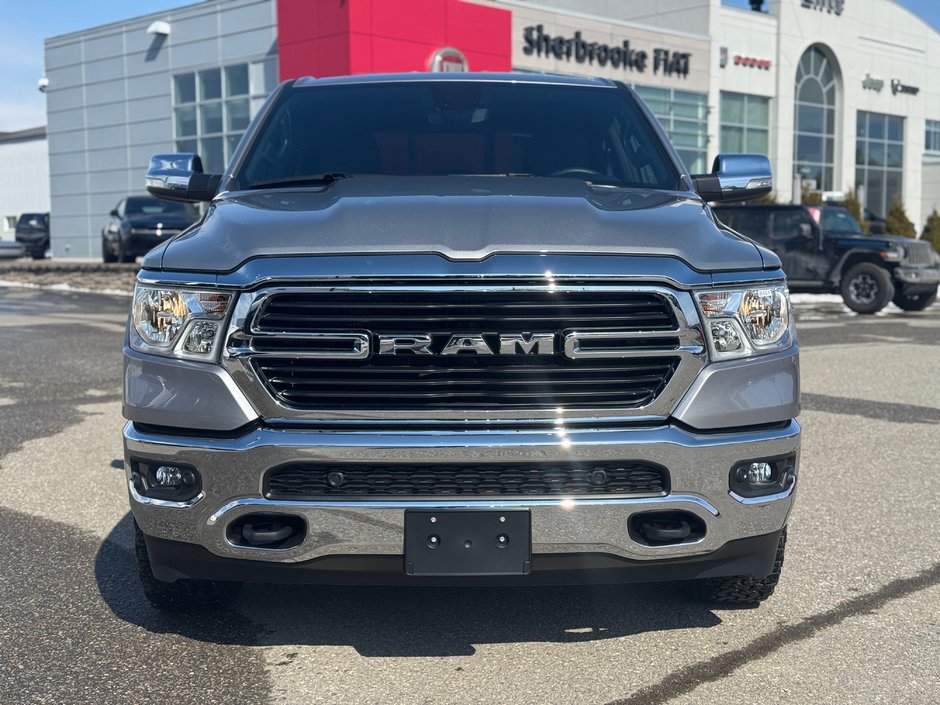 Ram 1500 BIGHORN QUAD CAB 4X4 // V6 // BOITE DE FIBRE 2021-2