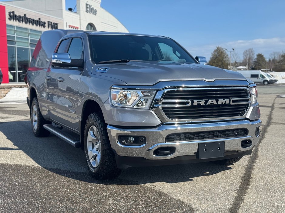 Ram 1500 BIGHORN QUAD CAB 4X4 // V6 // BOITE DE FIBRE 2021-1