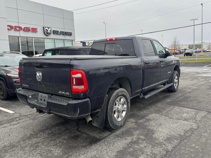 2022 Ram 2500 Big Horn Crewcab 6.4L V8 Sport-4