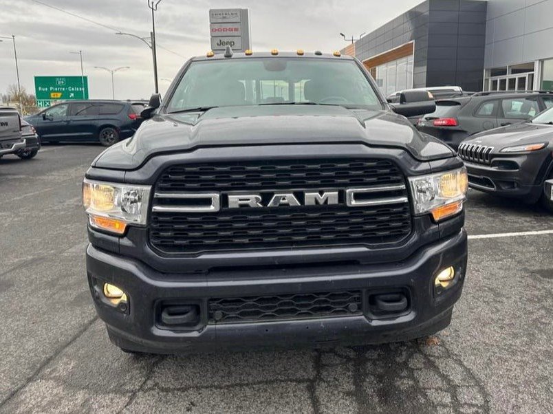 2022 Ram 2500 Big Horn Crewcab 6.4L V8 Sport-1