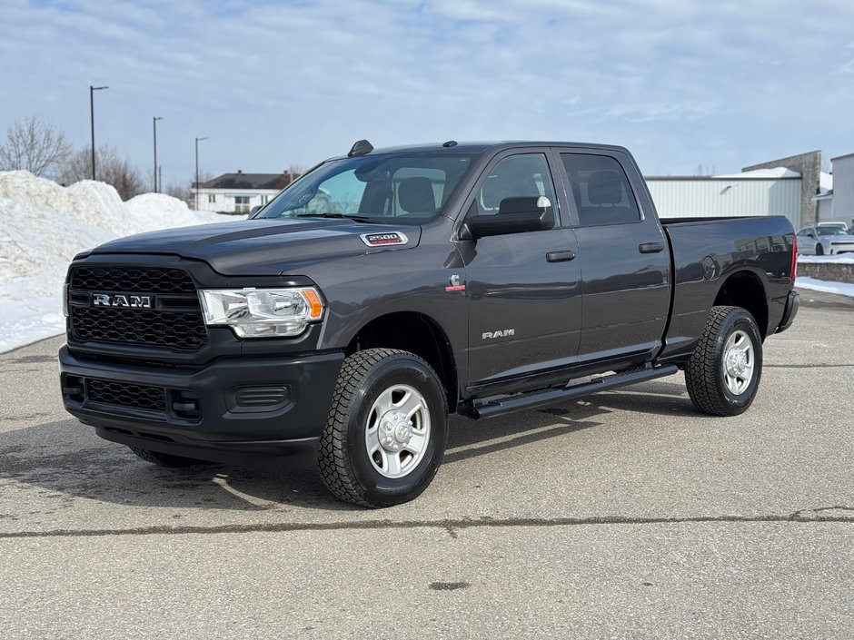 Ram 2500 TREADESMAN CREW CAB 4X4 // CUMMINS 2022-0