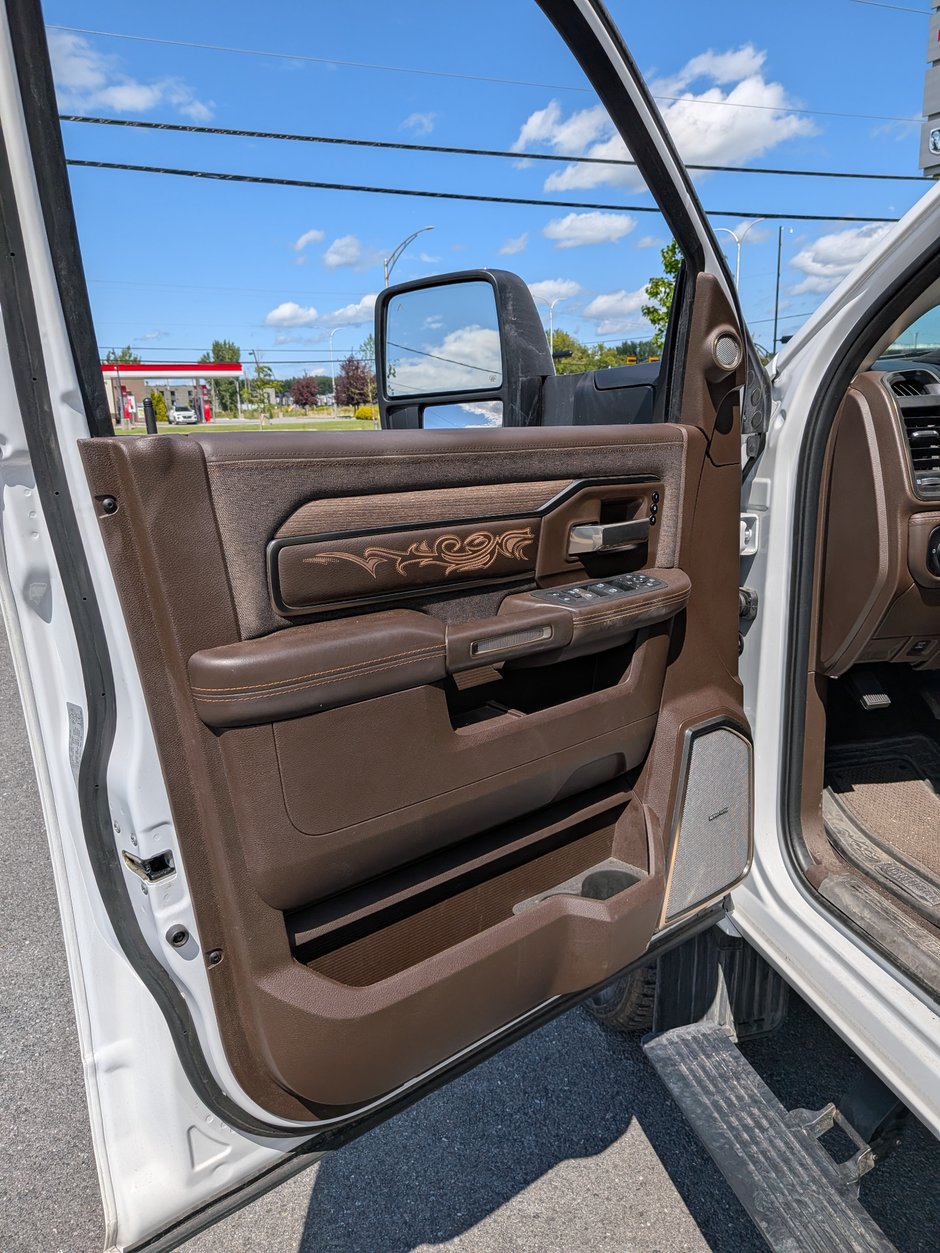 Ram 2500 Limited Longhorn 2025-12