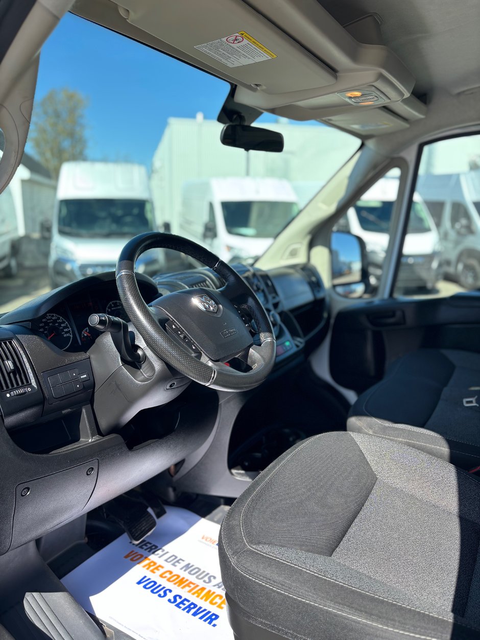 Ram ProMaster Cargo Van 3500 159 WB TOIT ÉLEVÉ // 3 PLACES 2020-8