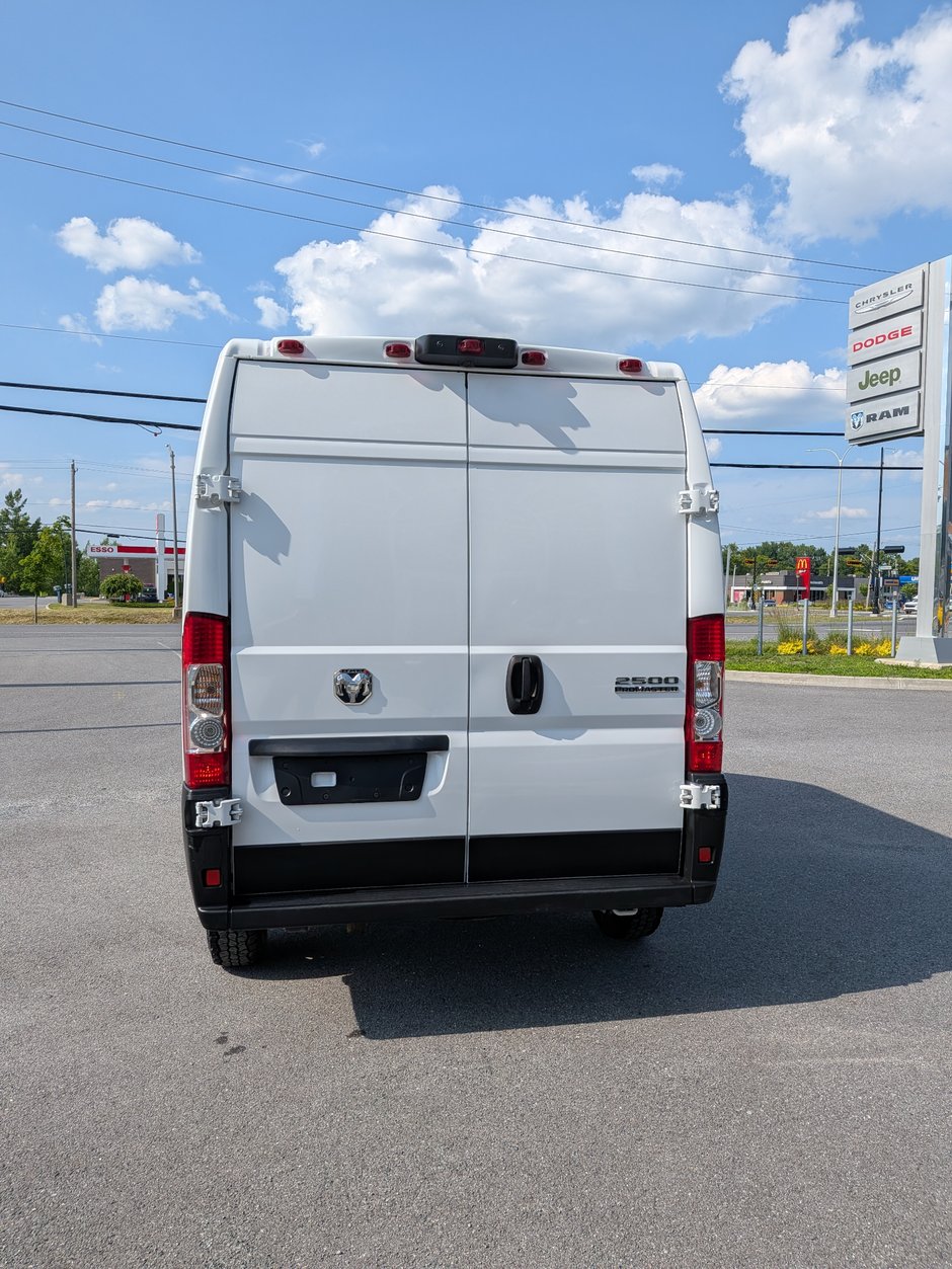 2025 Ram ProMaster Cargo Van Tradesman-5