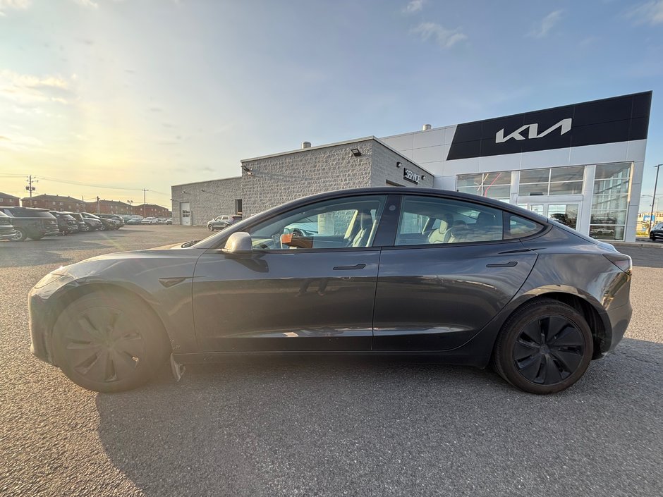 Tesla MODEL 3 LONG RANGE AWD 2024-3