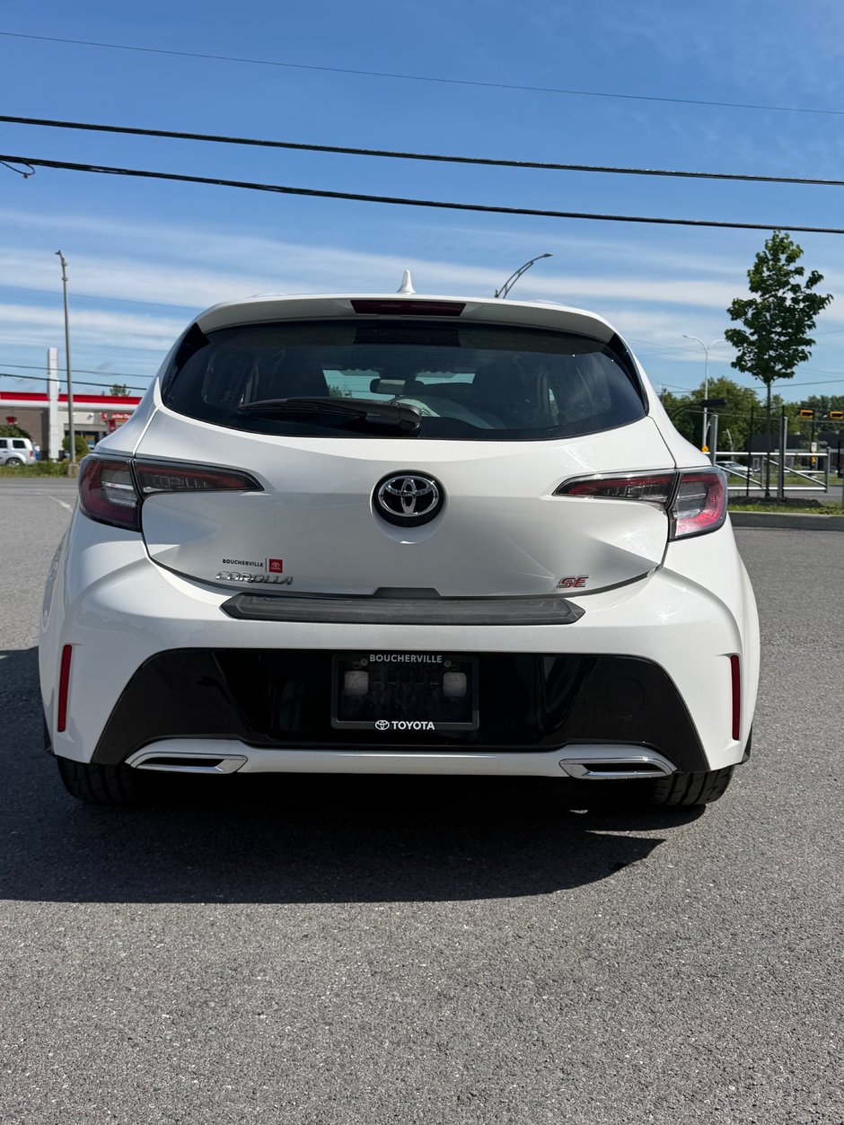 Toyota Corolla Hatchback SE 2019-3