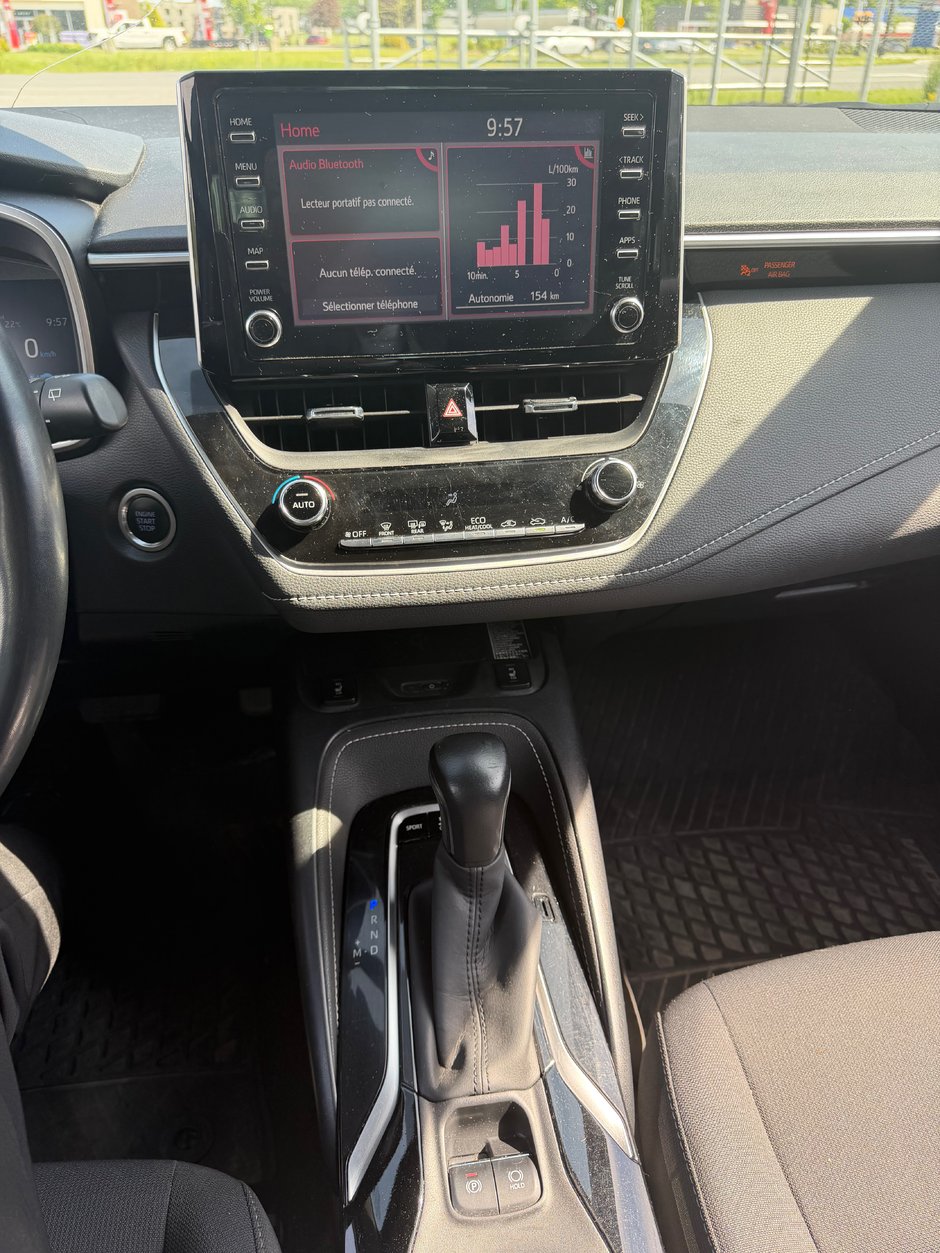 Toyota Corolla Hatchback SE 2019-7