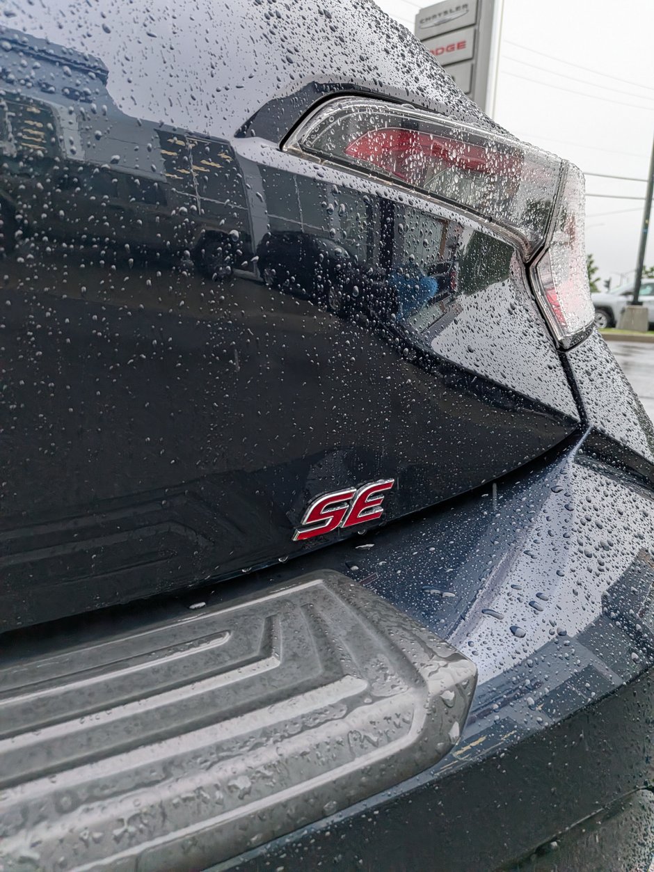 Toyota Corolla Hatchback  2019-6