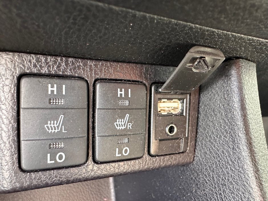 2019 Toyota Corolla LE-10